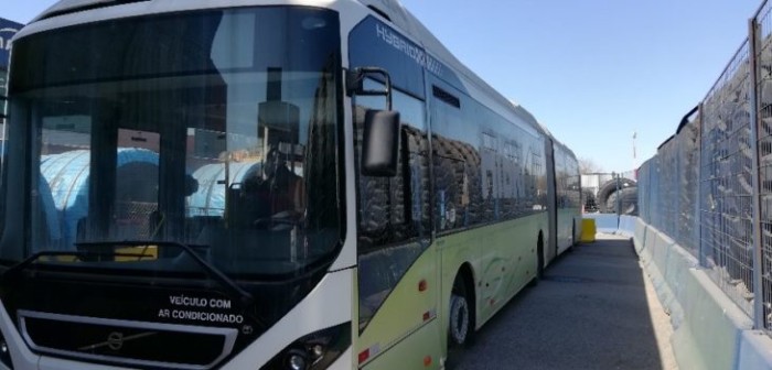 Sujeto ganó millonario bus oruga en un remate de Aduanas tras ser el único postor