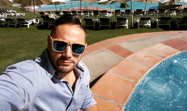 Pillan a Sebastián Carter con la mujer que provocó el quiebre de su relación