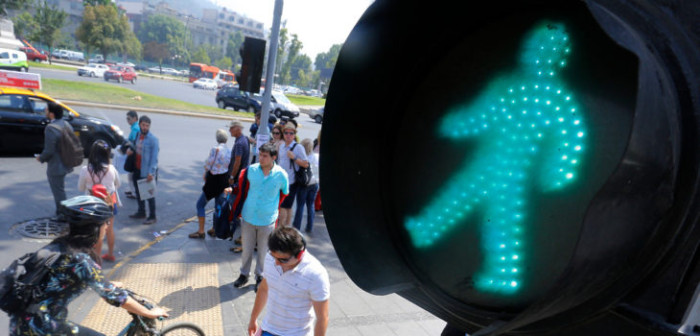 ¿Te lo habías preguntado? Este es el origen de los colores del semáforo