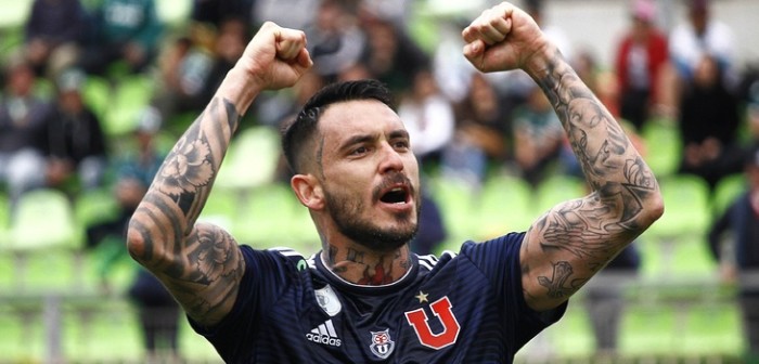 Hija de Mauricio Pinilla se lució en show navideño en inglés: el jugador chocheó en redes