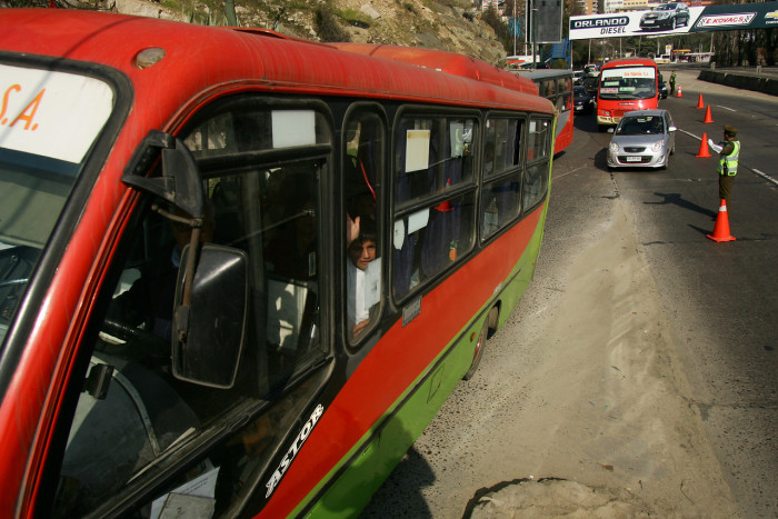 Chofer de microbús que atropelló a mujer en Valparaíso fue formalizado: quedó en libertad