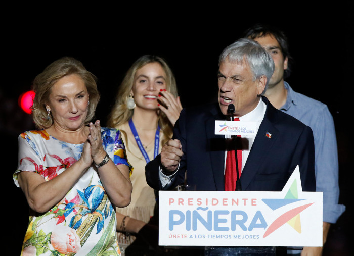 Piñera recordó (otra vez) a mineros en su discurso de victoria y generó ola de reacciones