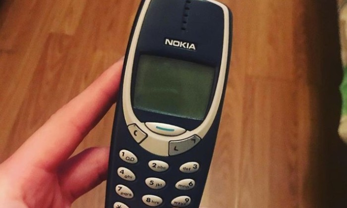 ¿Volvieron los 'ladrillos'? Nokia reestrena clásico celular con mejoradas funciones