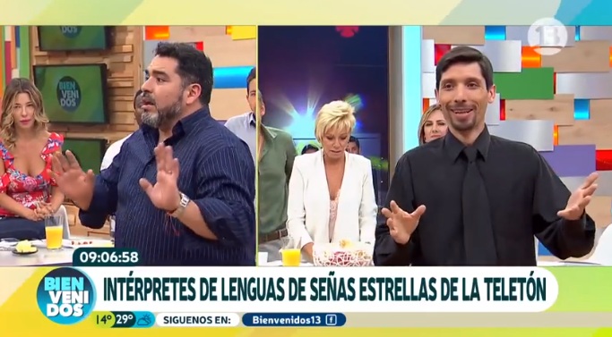 Intérprete de señas sacó risas con traducción de chiste de Rodrigo Villegas en Bienvenidos