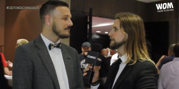 Jugado beso de Jean Philippe Cretton a Luis Larraín desató bromas en redes