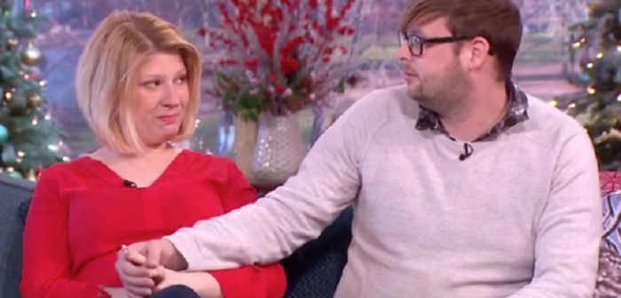 Madre inglesa aceptó llevar embarazo no viable por una noble causa