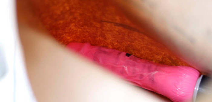 La explicación de Correos de Chile por aparición de juguete sexual en caja para vocales