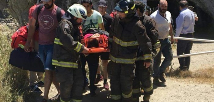 Muere mujer de 62 años tras caer en playa de Lebu: se habría lanzado