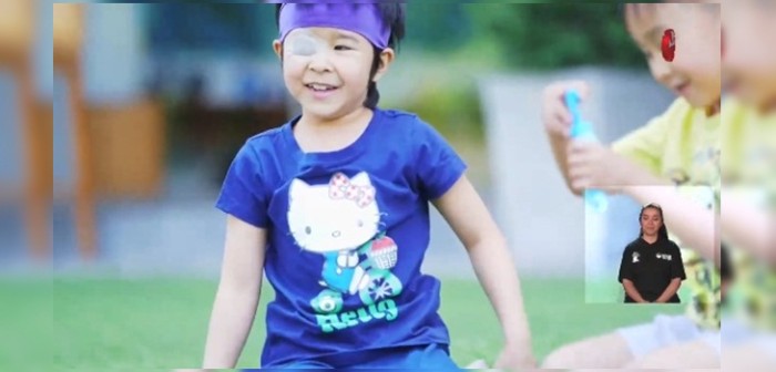 Teletón sorprendió con historia de la recuperación de niña atropellada por furgón escolar