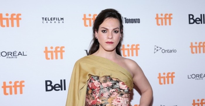 Está en otro nivel: Daniela Vega posó junto a Robert Pattinson para la revista W Magazine