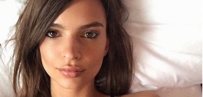 Apareció desnuda: Emily Ratajkowski sorprende a fans recreando 'El Nacimiento de Venus'