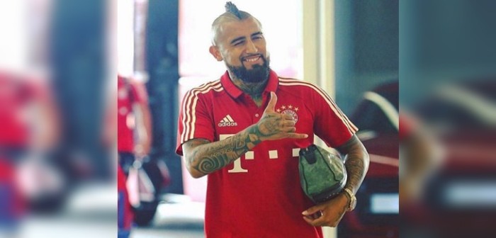 ¡Qué grande! Hijo de Arturo Vidal se la juega como Youtuber y su padre lo apoya