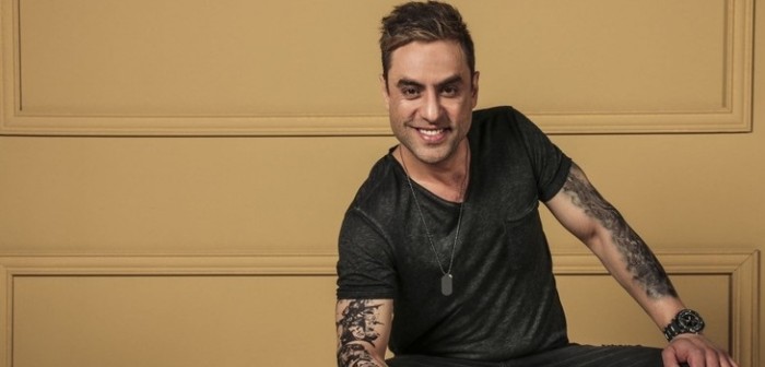 De 'Vivir con 10' a 'Si yo fuera rico': el poco recordado debut de Álvaro Gómez en la TV