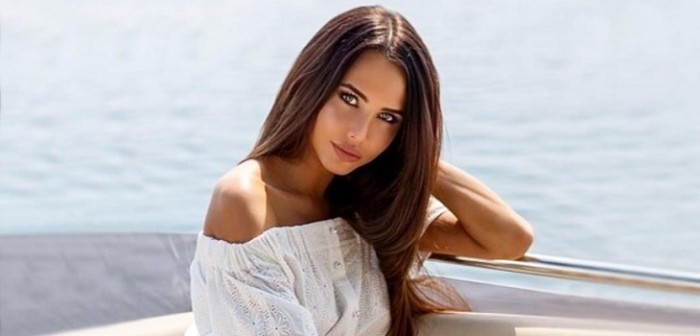 Anastasia Reshetova: la bella modelo rusa que sufre bullying por el tamaño de sus pies