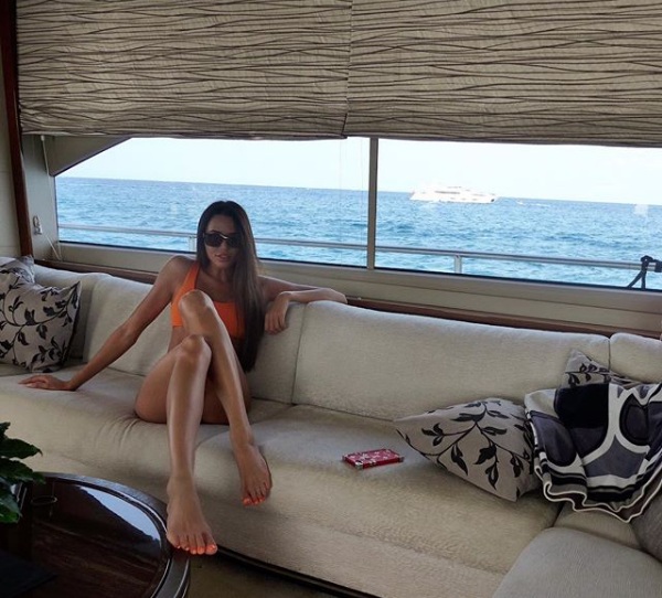 Anastasia Reshetova | Instagram