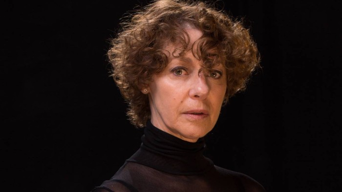 Claudia di Girolamo sacó aplausos tras protagonizar potente escena en 'Dime Quién Fue'