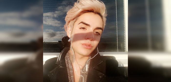 ¿Nuevo romance? Leo Méndez posa cariñoso junto a quien sería su actual novio