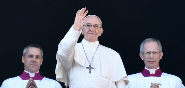 El particular significado de la vestimenta que el Papa Francisco usará en Chile