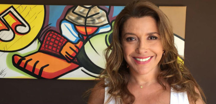 Imagen de Carolina Arregui y su hija en Premios Caleuche evidencian su parecido