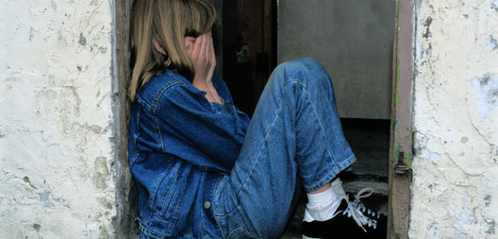 La drástica defensa de una niña de 12 años a su madre frente a hombre que la agredía