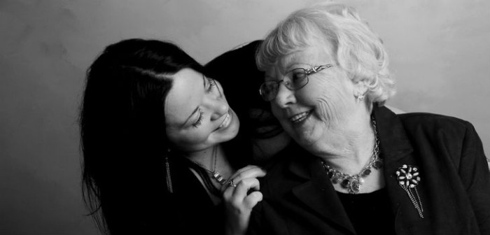 La indignante excusa de una mujer para robarle toda la fortuna a sus padres con demencia