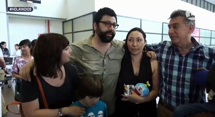 Dramática historia de joven viudo que volvió a Chile tras 15 años conmovió en Hola y Adiós
