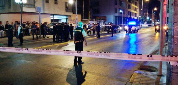 El momento exacto en que un oficial PDI repelió a balazos el intento de robo a su vehículo