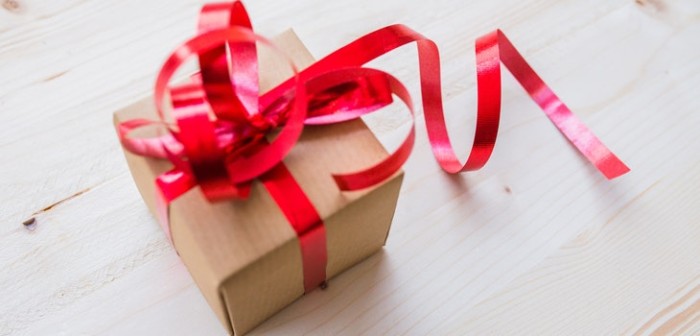 El regalo de corte sexual de un padre a su hijo de 12 años en su cumpleaños