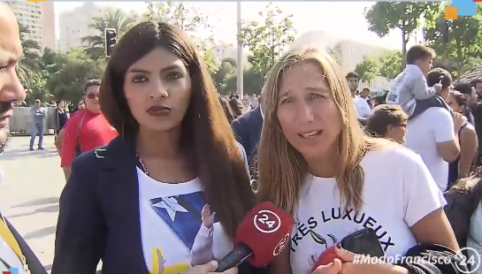 La tensa discusión entre argentinas y chileno previa a misa del Papa en Parque O'Higgins