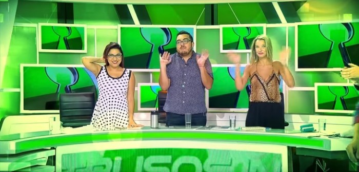 Mega fail: el divertido chascarro que vivió Intrusos durante llegada de Luis Fonsi a Chile