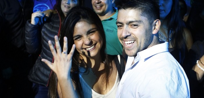 Hombre que pidió matrimonio en Viña se defendió tras captura viral que lo humilló