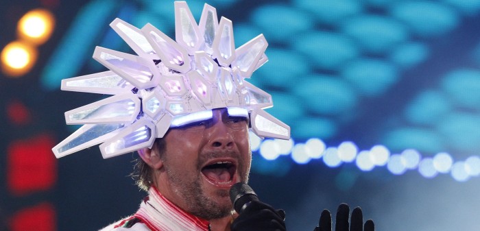 ¿A qué se debe el look excéntrico del vocalista de Jamiroquai?