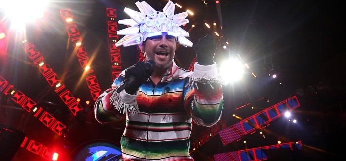 El fan más pequeño de Jamiroquai se lució bailando en la Quinta Vergara