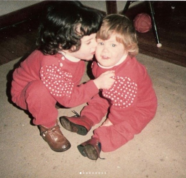 Alison Mandel | Instagram