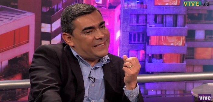 A un día de ser despedido de CHV: Carlos Alberto López reapareció en espacio de matinal