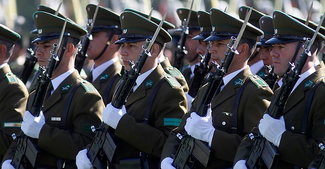 A tono con Viña: Carabineros usa chiste de Bombo Fica para nueva campaña antidelincuencia