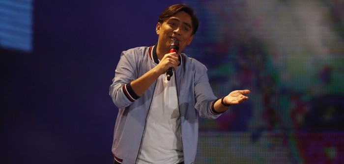 Pero 'con respeto': chiste de Sergio Freire sobre Mon Laferte enfrentó a televidentes