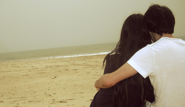 Vivieron su peor 14 de febrero: pareja terminó arrancando de un puma