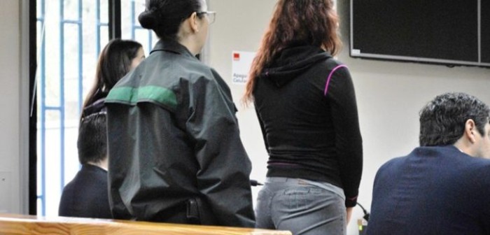 Macabro crimen: joven de Coyhaique mató a fierrazos a un hombre que dormía en un sillón