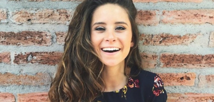 La antigua fotografía de Camila Gallardo que fue reflotada en redes: seguidores salieron a defenderla