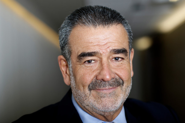 La estrategia de Luksic para evitar huelga de trabajadores: bono millonario para cada uno