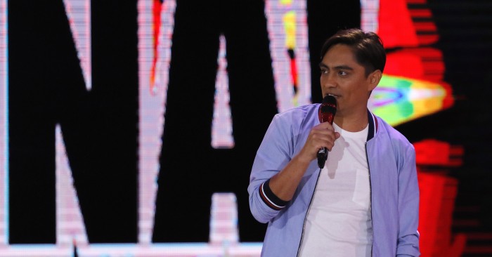 Comparan a Sergio Freire con dos históricos músicos y él responde con hilarantes fotos