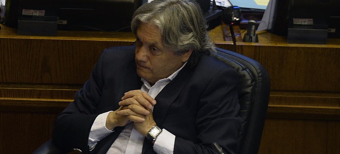 Alejandro Navarro protagoniza gracioso bochorno intentando citar a Red Hot Chili Peppers