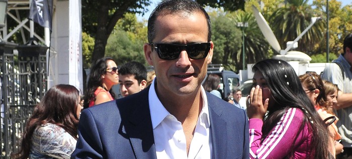 Critican a Iván Núñez por descortés entrevista a bolivianos durante despacho con La Mañana