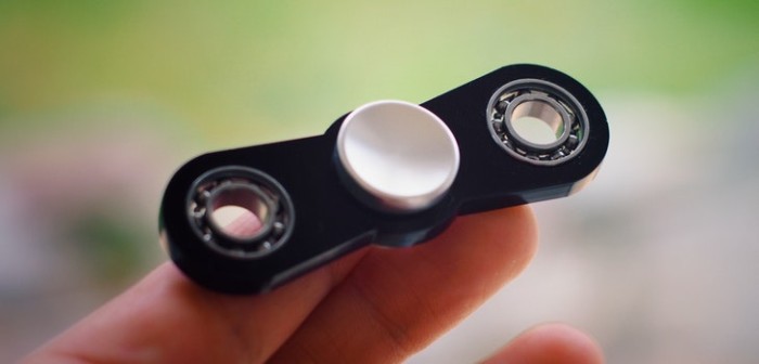 El famoso finger spinner fue considerado como juguete peligroso por la Unión Europea