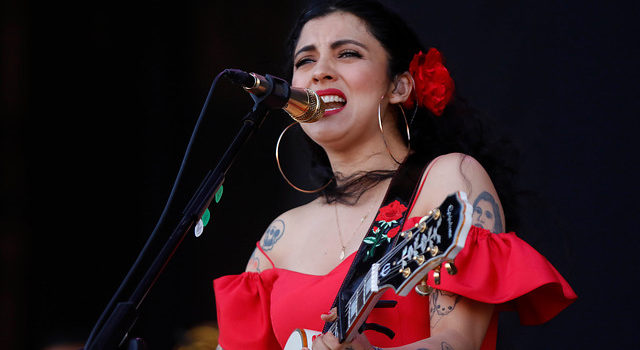 Mon Laferte lanzó dura crítica en Lollapalooza tras inconveniente con la producción