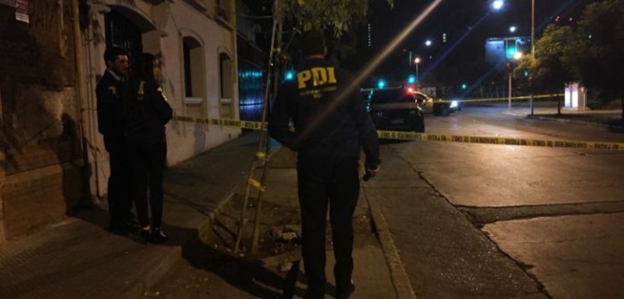 Joven que recibió 8 disparos falleció en la vía pública: se revisarán cámaras de seguridad