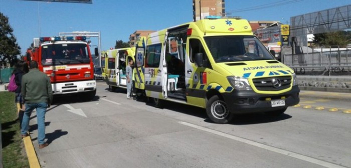 Estudiante de 19 años quedó inconsciente tras caer desde microbús a alta velocidad