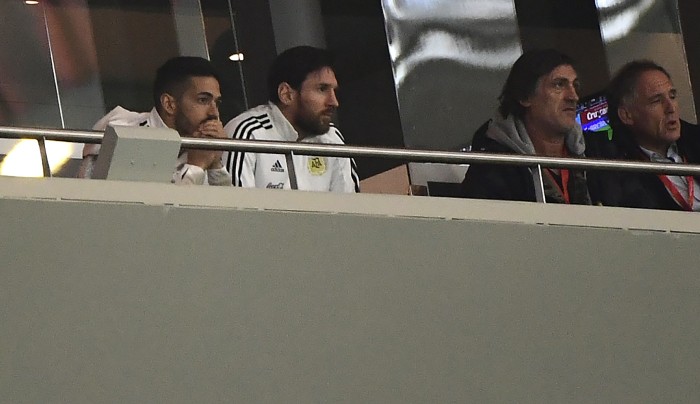 Lionel Messi no soportó ver derrota de Argentina y se fue antes del término del duelo