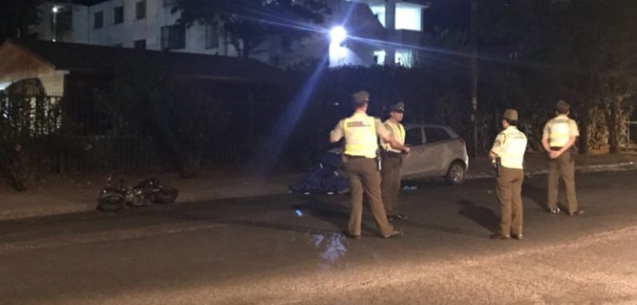 Hombre murió tras caer de su moto y ser atropellado por un auto en Recoleta